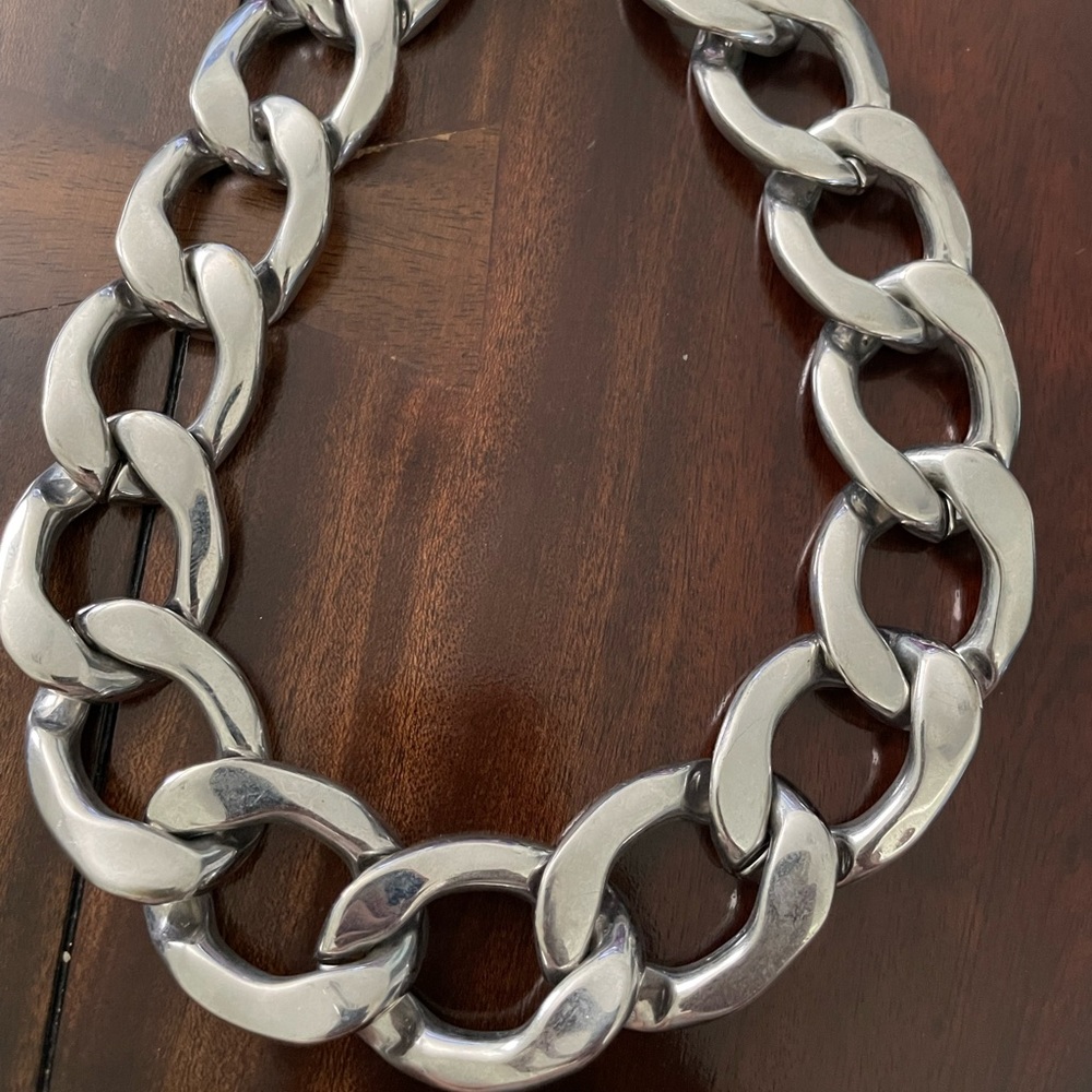 Silver chain necklace